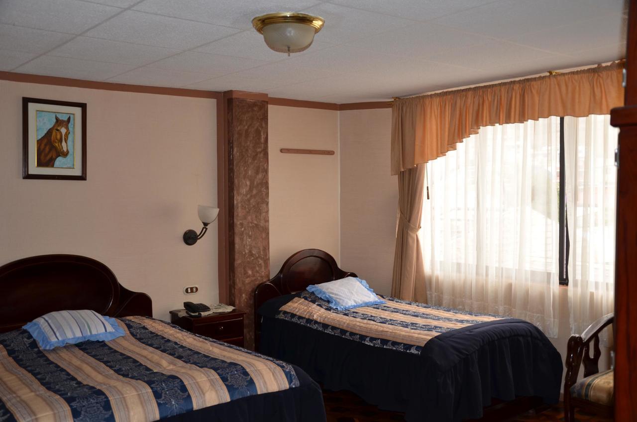 Hotel Chunchi Imperial Стая снимка